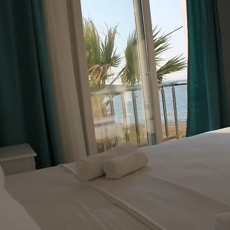 Alesya Otel 4*