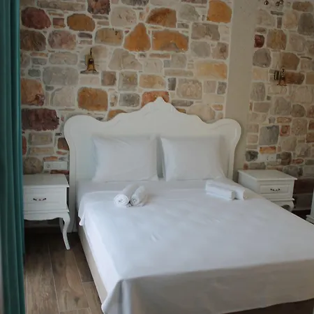 Otel Alesya Ciftlikkoyu